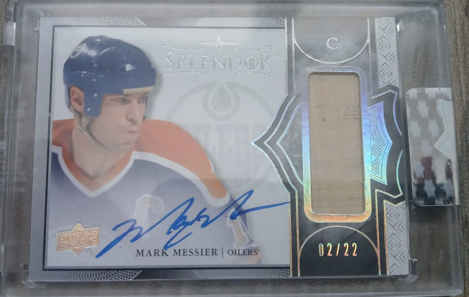 Mark Messier 2017-18 Upper Deck Splendor Bordered Silver Auto Stick #BD-MM 02/22