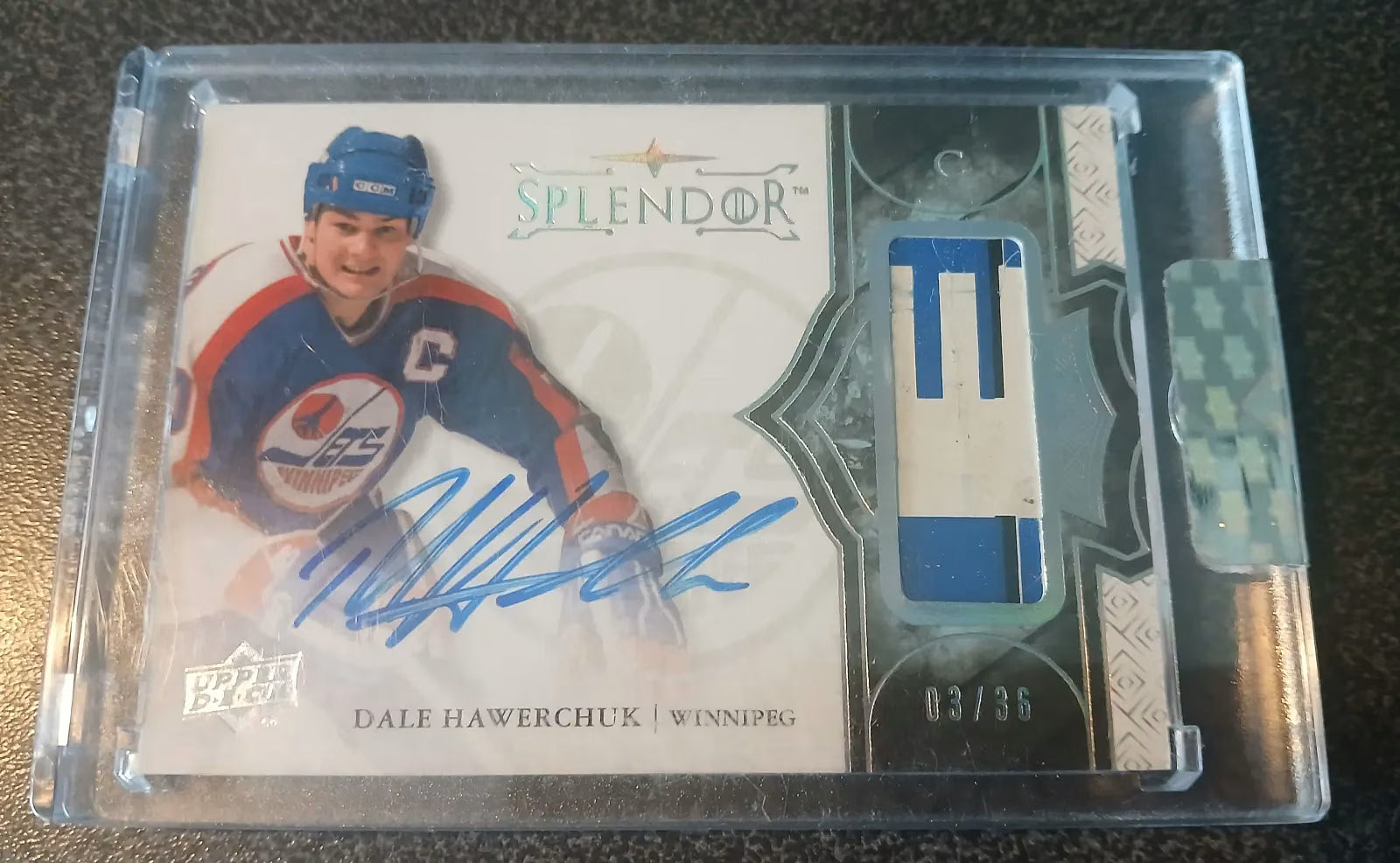 Dale Hawerchuk 2017-18 Upper Deck Splendor Borderless Auto Stick #BL-HA 03/36