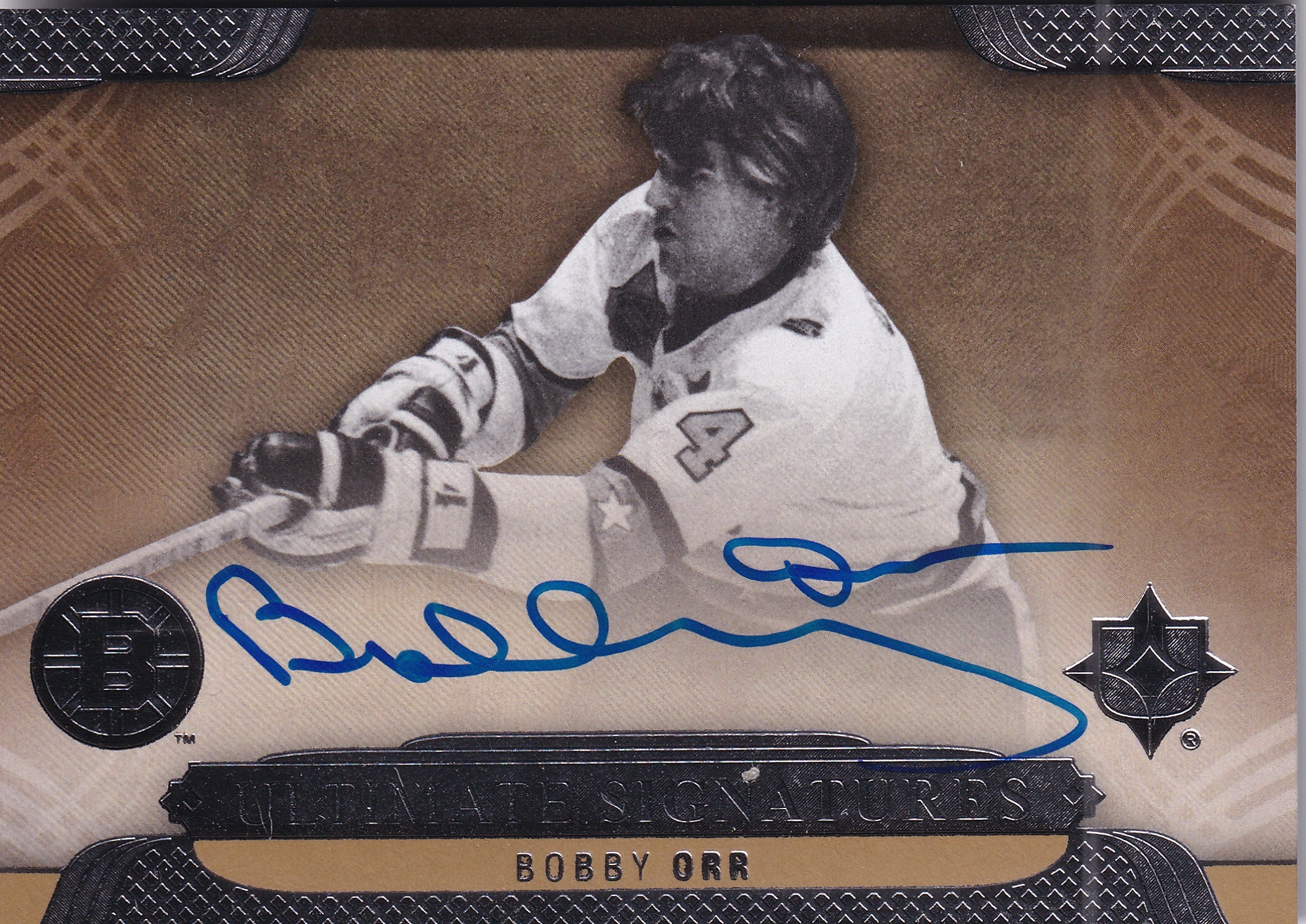 Bobby Orr 2013-14 Upper Deck Ultimate Collection Ultimate Signatures #US-OR – On-Card Auto